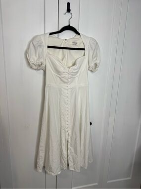 House of CB - Medium - White Puff-Sleeve Button-Front Midi Dress